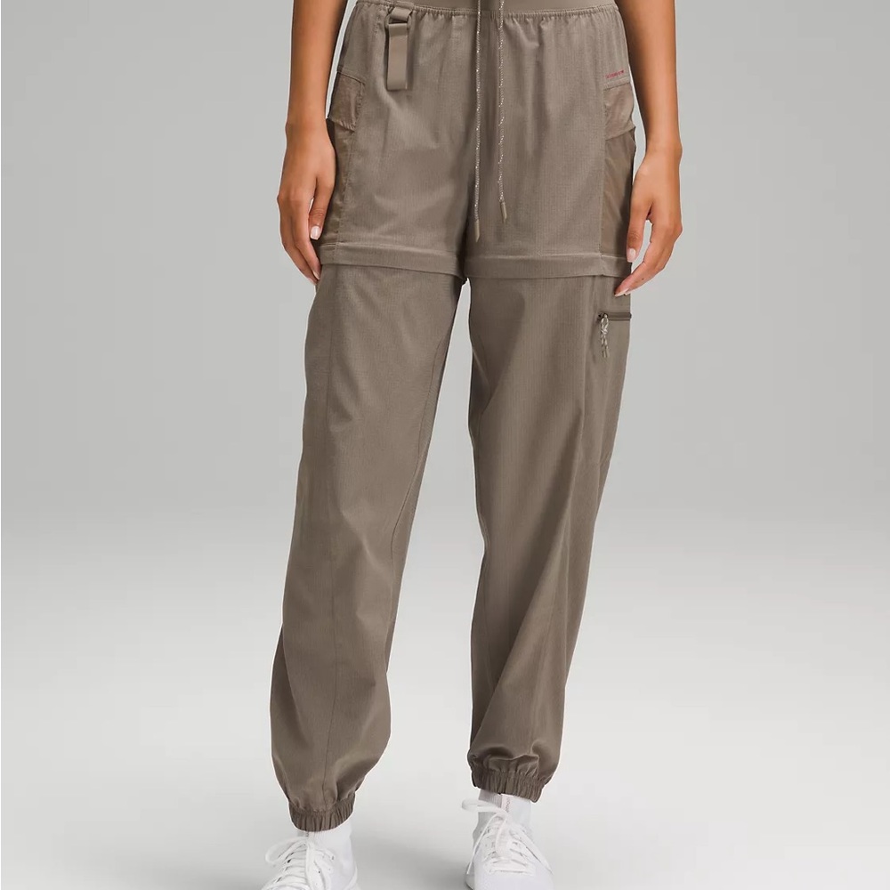 Lululemon Women Convertible HR Hiking Jogger *WovenAir* size 0 Nomad color